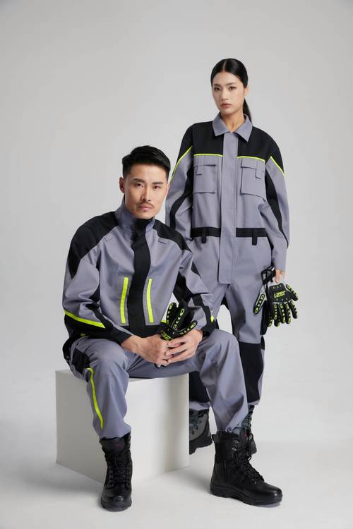 迪尚工装:"逐光"前行,以平凡,创不凡